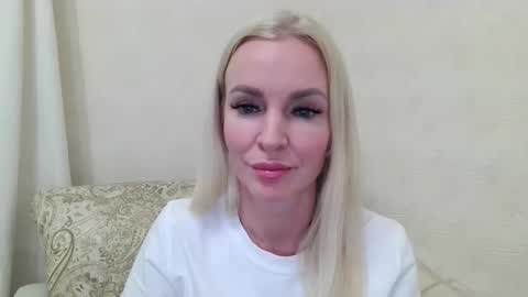yourr_lana online show from February 1, 7:34 pm