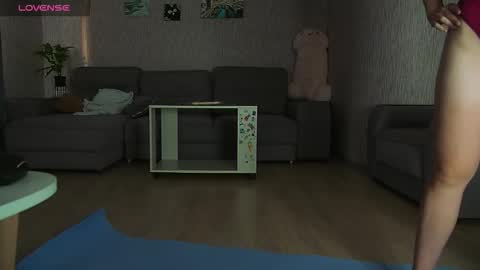 Yourr Muse online show from September 21, 3:43 am