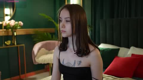 yours_fetish_mary online show from March 22, 4:16 am