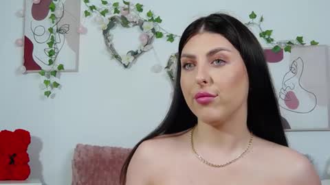 yours_goddess online show from June 18, 4:29 am