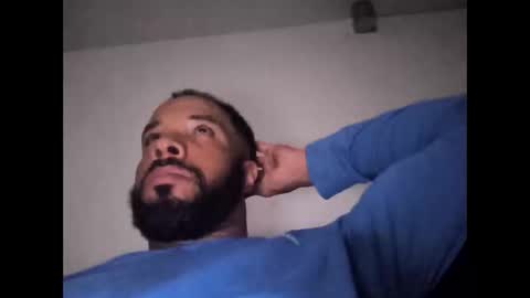 Snapshot of yoursexydaddy79 chatting on October 12, 11:39 pm mother fucker online show from October 12, 11:39 pm