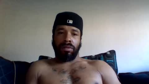 Snapshot of yoursexydaddy79 chatting on December 3, 7:17 pm mother fucker online show from December 3, 7:17 pm