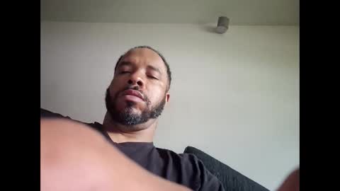 yoursexydaddy8181 online show from June 1, 5:36 pm