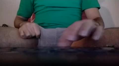 Snapshot of yoursexymr chatting on October 13, 4:20 pm Mark online show from October 13, 4:20 pm