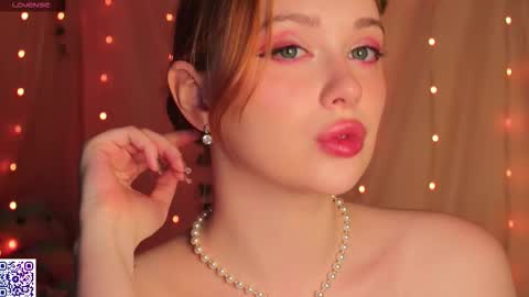 Im Ani online show from December 19, 1:50 pm