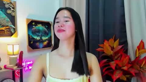 yourtinybunny online show from January 14, 11:18 am