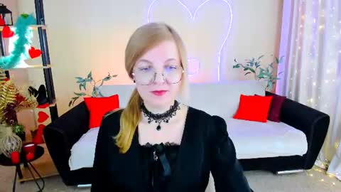 Alice online show from June 27, 4:40 am