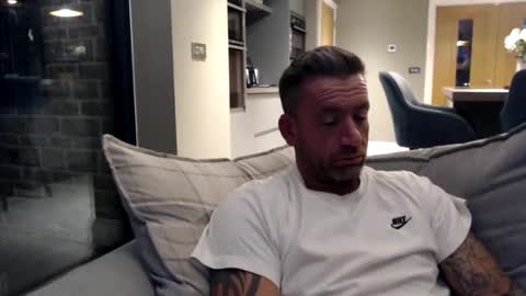 Snapshot of youwantus69 chatting on December 9, 6:12 am You want us 69 online show from December 9, 6:12 am