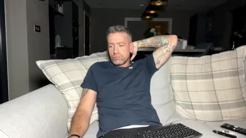 Snapshot of youwantus69 chatting on January 27, 5:36 am You want us 69 online show from January 27, 5:36 am