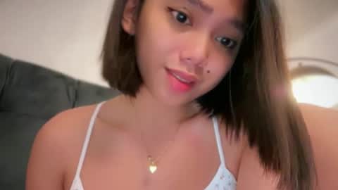 YowgineTheGreat online show from February 24, 7:19 pm