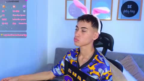 Snapshot of yulian_vasquez chatting on September 11, 1:34 pm yulian_vasquez online show from September 11, 1:34 pm