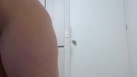 yuliana_25 online show from February 17, 10:20 pm