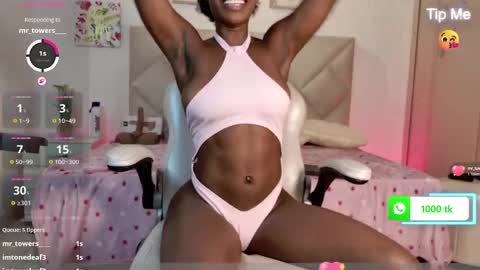 Snapshot of yuliana_milleer chatting on October 8, 8:48 pm Yuliana online show from October 8, 8:48 pm