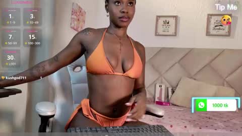 Snapshot of yuliana_milleer chatting on October 11, 6:44 pm Yuliana online show from October 11, 6:44 pm