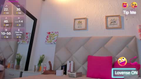 Snapshot of yuliana_milleer chatting on February 3, 5:03 pm Yuliana online show from February 3, 5:03 pm