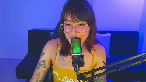 Yulienne online show from March 12, 1:42 am