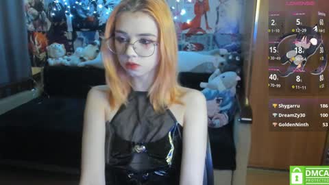 Snapshot of yumiko_uwu chatting on February 8, 11:33 am Yumeko online show from February 8, 11:33 am