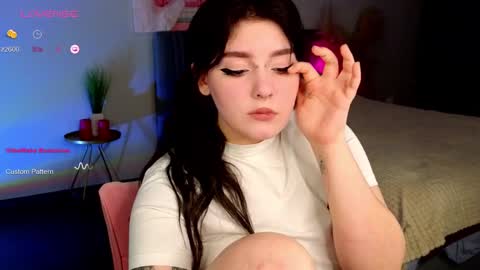 YumemiyaYumi online show from February 22, 10:20 pm