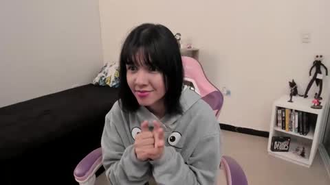 Snapshot of yunablack chatting on February 10, 6:35 pm Yuna online show from February 10, 6:35 pm