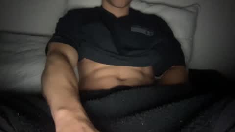 Snapshot of yungbull06 chatting on September 12, 3:52 am Yung Bull online show from September 12, 3:52 am