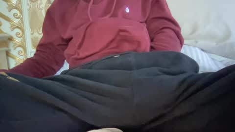 Snapshot of yungbull06 chatting on January 20, 8:18 pm Yung Bull online show from January 20, 8:18 pm