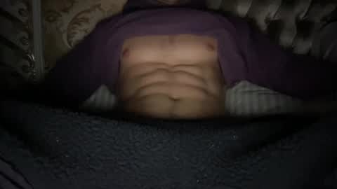 Snapshot of yungbull06 chatting on December 8, 1:52 am Yung Bull online show from December 8, 1:52 am