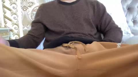 Snapshot of yungbull06 chatting on January 5, 3:23 pm Yung Bull online show from January 5, 3:23 pm