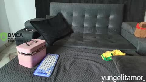 Snapshot of yungelitamor_ chatting on September 29, 4:55 am ELITA online show from September 29, 4:55 am