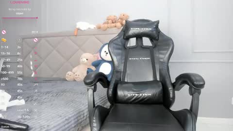 yunleah online show from September 24, 2:51 am