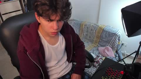 yurii_moody online show from October 26, 7:24 pm