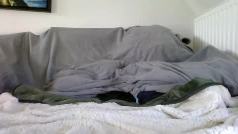 yysexyy online show from April 24, 7:43 am