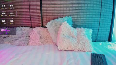 tazzie online show from January 16, 7:50 am