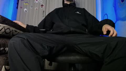 Snapshot of zac_watson chatting on February 13, 6:09 am Zac Freelance model online show from February 13, 6:09 am