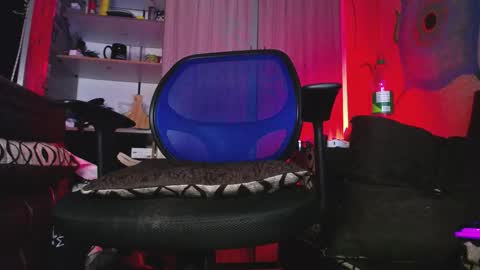 Snapshot of zac_watson chatting on September 12, 5:09 am Zac Freelance model online show from September 12, 5:09 am