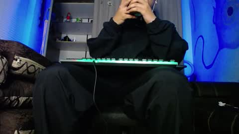 Snapshot of zac_watson chatting on February 14, 4:15 am Zac Freelance model online show from February 14, 4:15 am