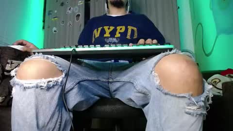 Snapshot of zac_watson chatting on February 11, 6:08 am Zac Freelance model online show from February 11, 6:08 am