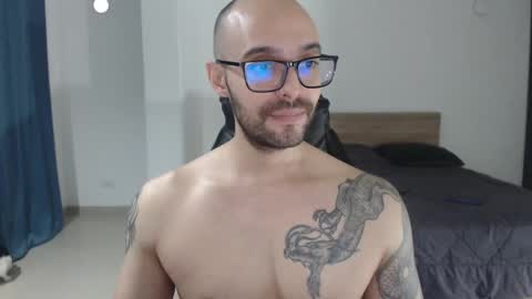 Zach colton online show from February 14, 12:09 am