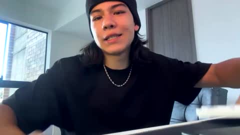 Snapshot of zackss_player chatting on September 20, 9:40 pm zackss_player online show from September 20, 9:40 pm