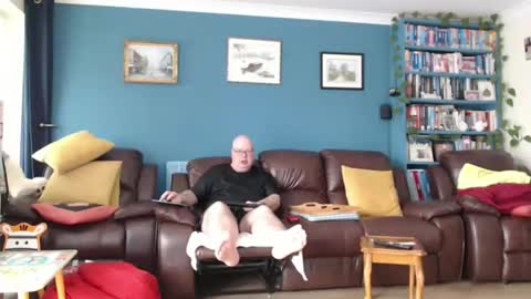 Zac Smitj online show from February 2, 10:44 am