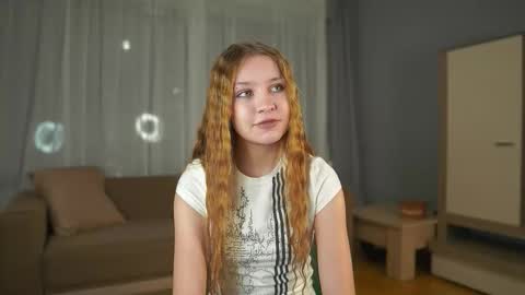 Snapshot of zadabercher chatting on October 11, 1:38 pm Marina online show from October 11, 1:38 pm