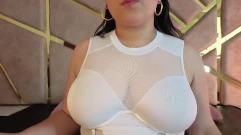 Claire  online show from February 6, 7:16 pm