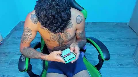 BiG Zafiro online show from February 15, 11:31 am