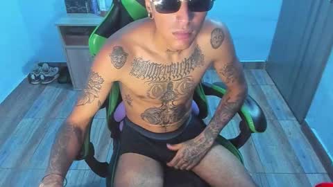 BiG Zafiro online show from December 4, 12:49 pm