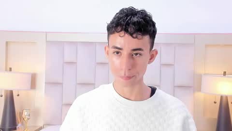 zahir_ashar online show from May 2, 12:22 pm
