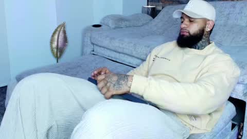 Snapshot of zain_diesel7 chatting on September 22, 10:41 am INSTAGRAM yormanfit7 online show from September 22, 10:41 am