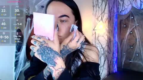   online show from October 20, 6:57 pm