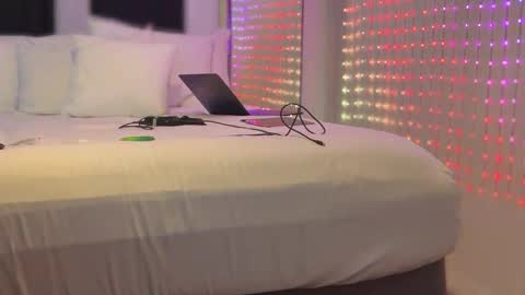 Edii online show from December 15, 12:28 am