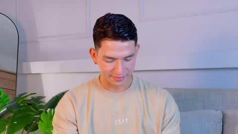 Zane Dawson online show from April 7, 8:00 pm