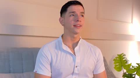 Zane Dawson online show from December 15, 9:00 pm