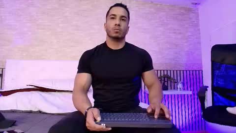 zanemaverick online show from November 28, 12:45 pm